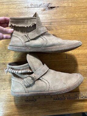 UGG Size 10 Tan AMELY Suede Leather Moccasin Shoes